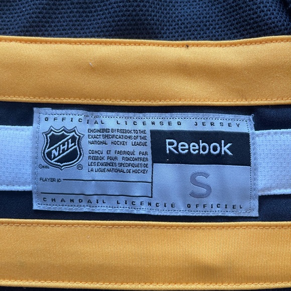 Boston Bruins Jersey - Picture 2 of 7